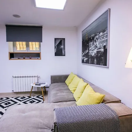 Shalom Apartment Sofia